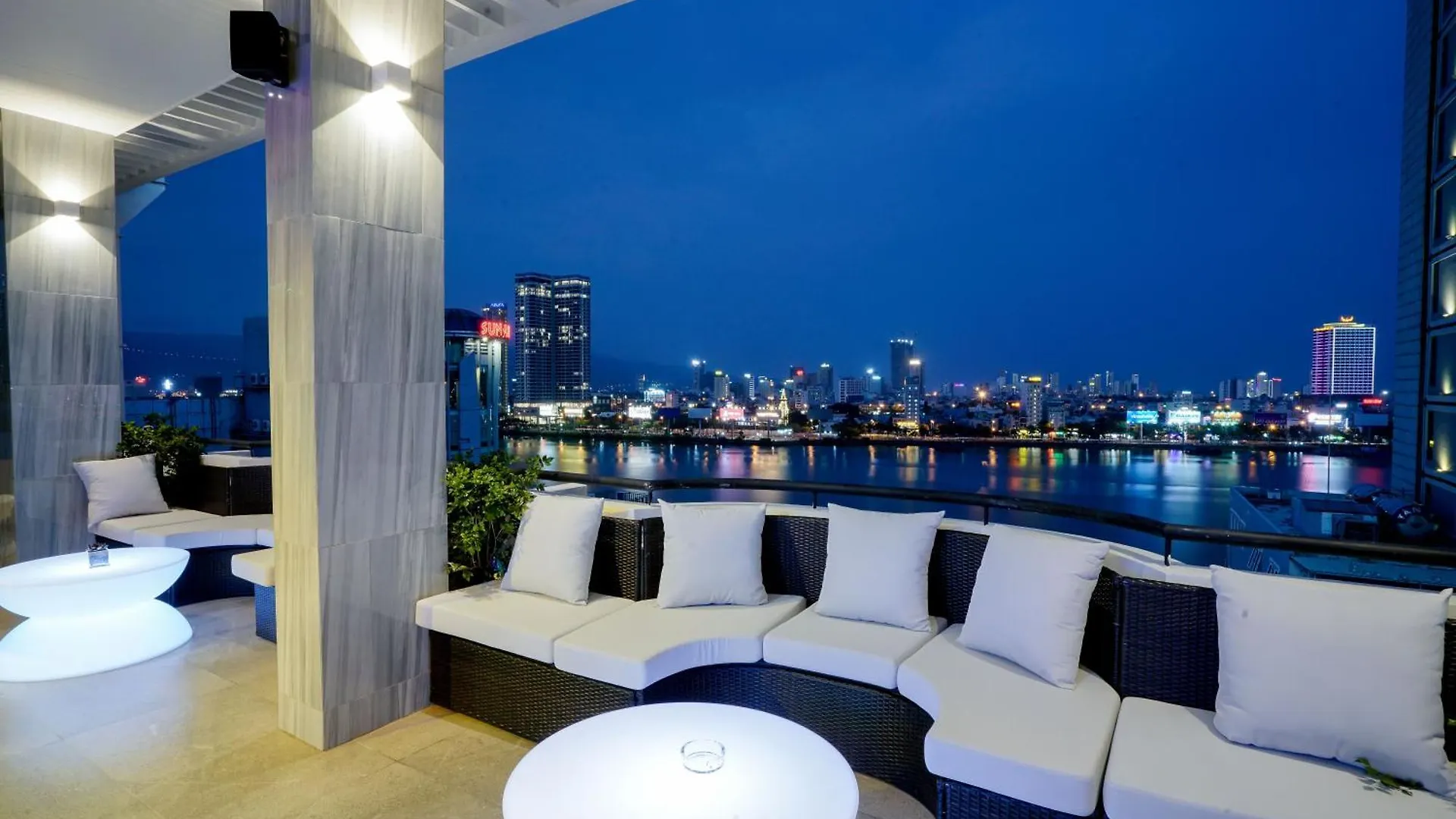 Satya Da Nang Hotel Han Market 4*,  Vietnam