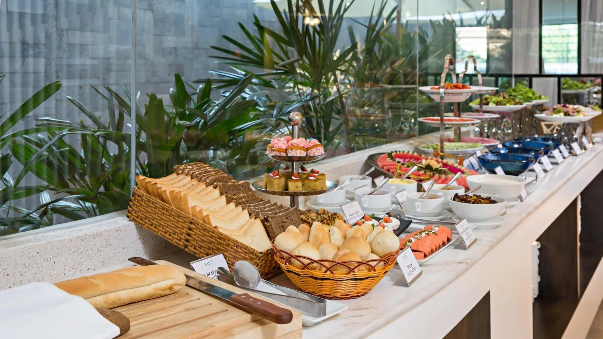 Satya Da Nang Hotel Han Market