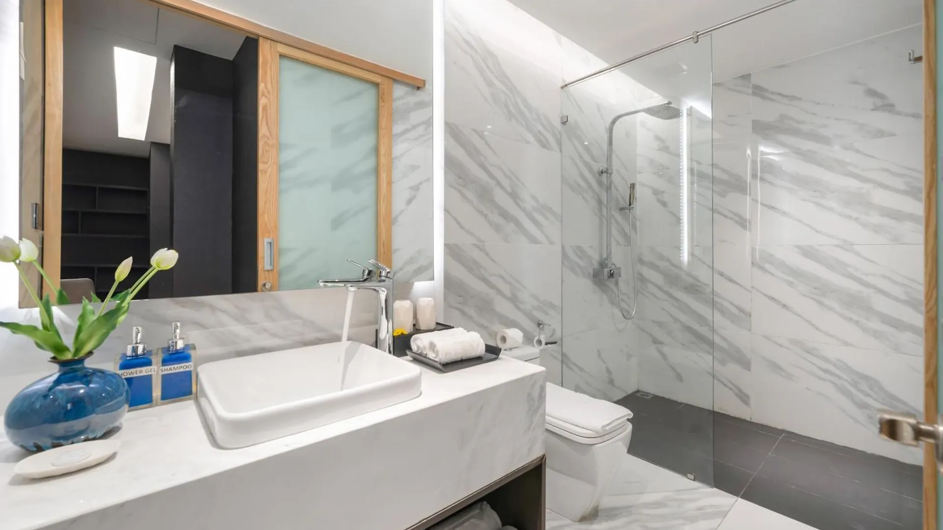 Satya Da Nang Hotel Han Market Vietnam